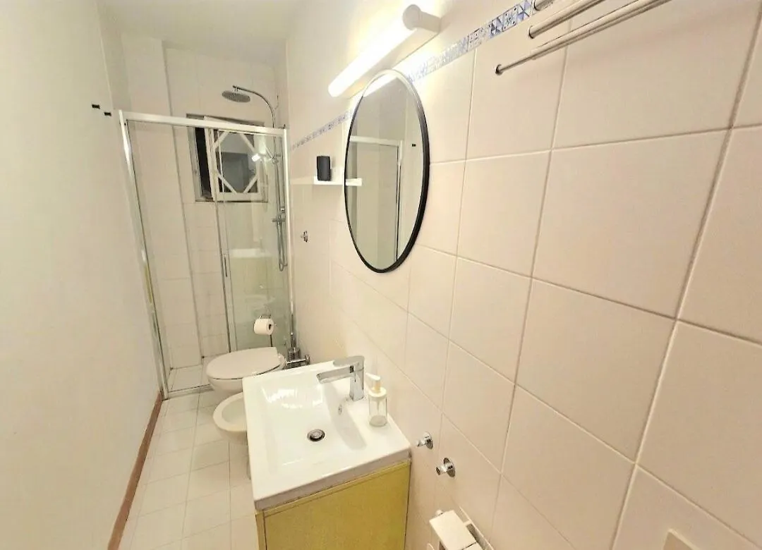 Indipendenza Flat Apartment Florence Italy